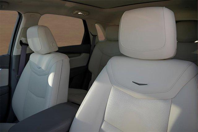 used 2025 Cadillac XT5 car, priced at $46,998