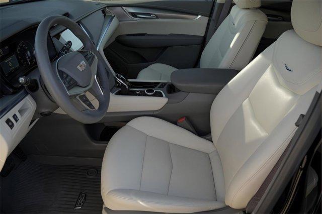 used 2025 Cadillac XT5 car, priced at $46,998