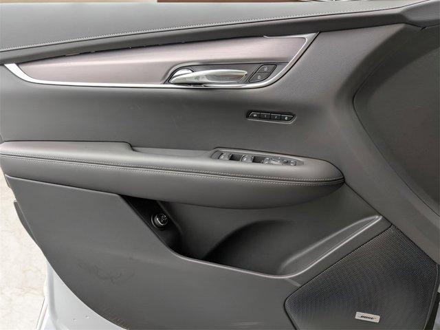 new 2025 Cadillac XT6 car, priced at $51,915