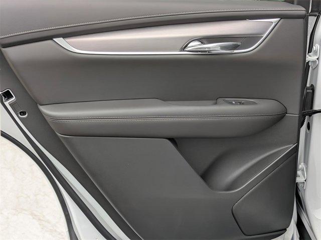 new 2025 Cadillac XT6 car, priced at $51,915