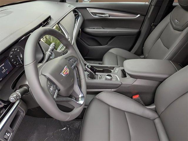 new 2025 Cadillac XT6 car, priced at $51,915