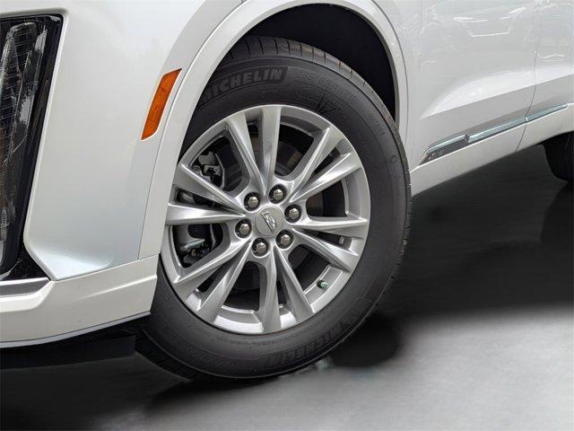 new 2025 Cadillac XT6 car, priced at $51,915