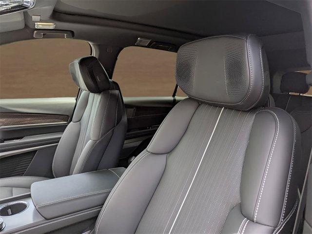 new 2026 Cadillac VISTIQ car