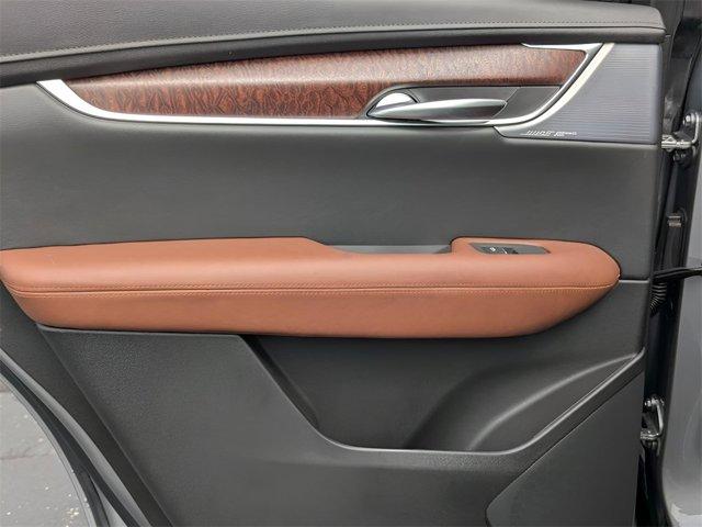new 2025 Cadillac XT5 car, priced at $65,209