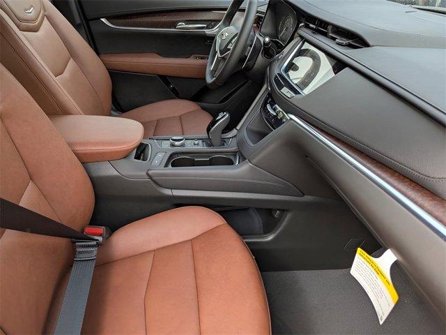 new 2025 Cadillac XT5 car, priced at $65,209
