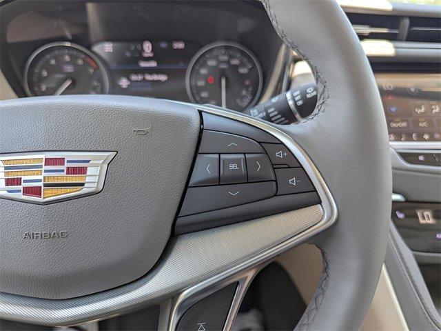used 2022 Cadillac XT5 car, priced at $32,998