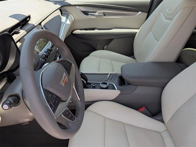used 2022 Cadillac XT5 car, priced at $32,998