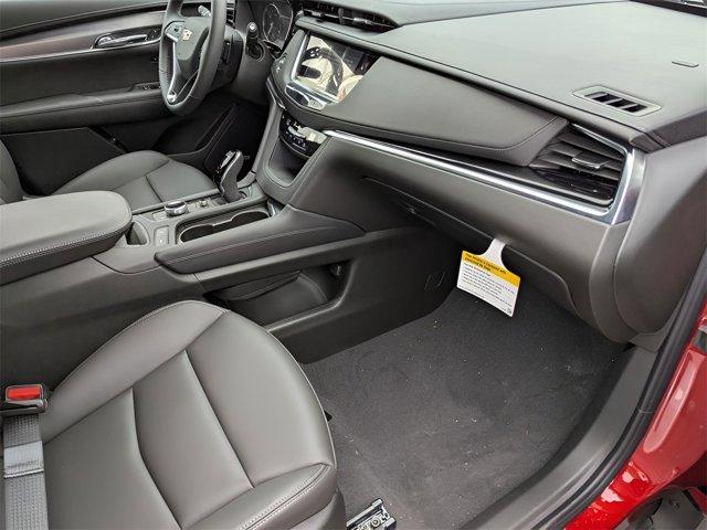 new 2025 Cadillac XT6 car, priced at $51,915