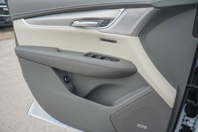 new 2025 Cadillac XT5 car, priced at $59,090