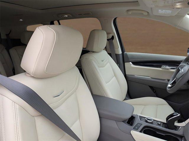 new 2025 Cadillac XT6 car, priced at $62,034
