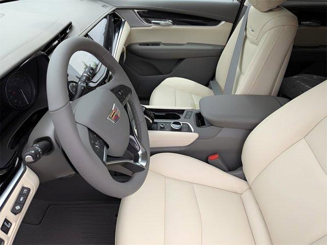 new 2025 Cadillac XT6 car, priced at $62,034