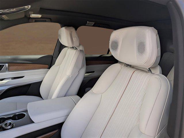 new 2026 Cadillac VISTIQ car, priced at $81,015