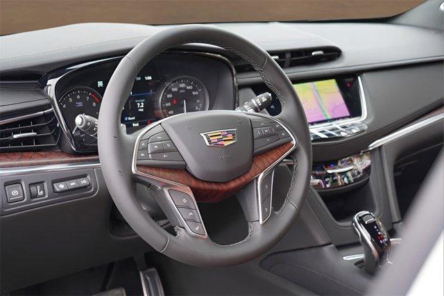 new 2025 Cadillac XT5 car, priced at $65,430