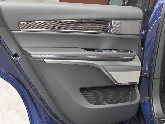 new 2026 Cadillac VISTIQ car