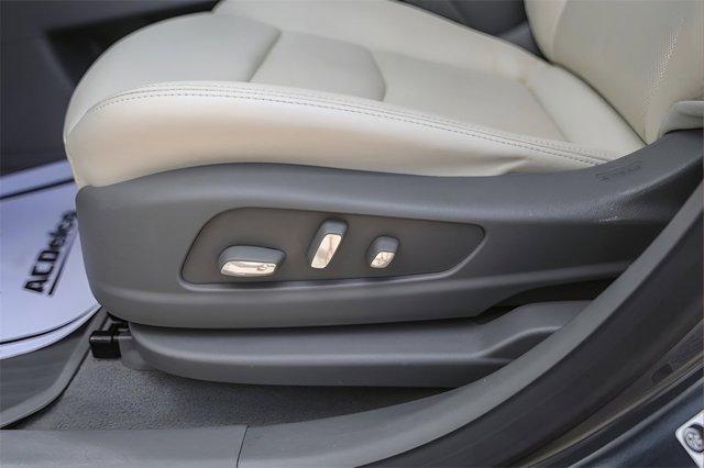 used 2020 Cadillac XT6 car, priced at $32,288