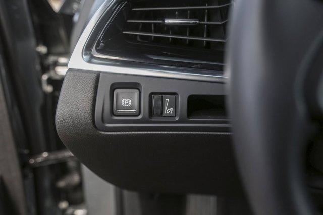 used 2024 Cadillac XT6 car, priced at $39,988