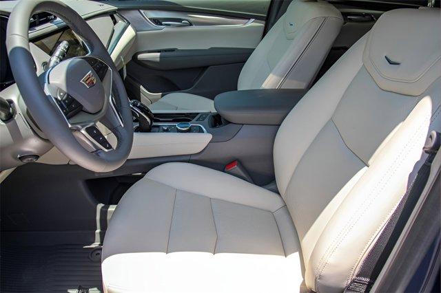new 2025 Cadillac XT5 car, priced at $55,210