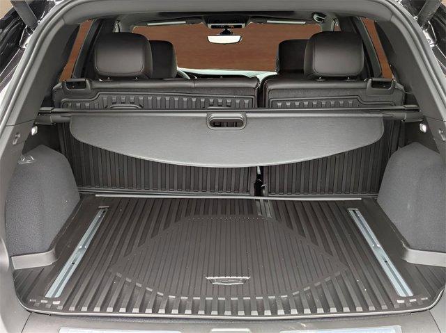 new 2025 Cadillac XT5 car, priced at $58,885