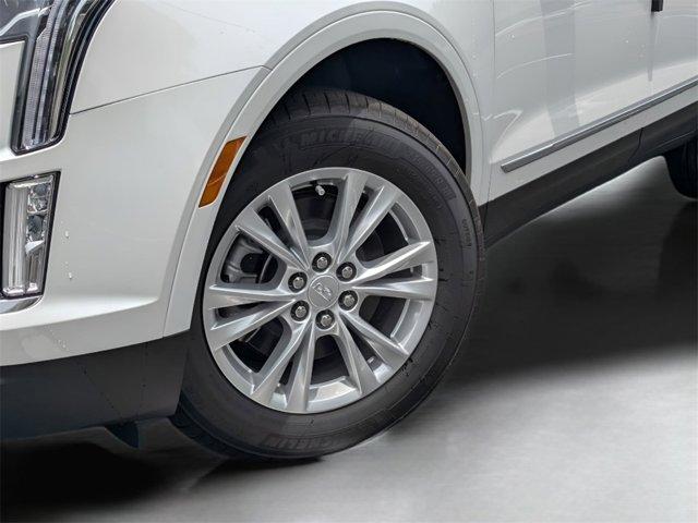 new 2025 Cadillac XT5 car, priced at $47,639