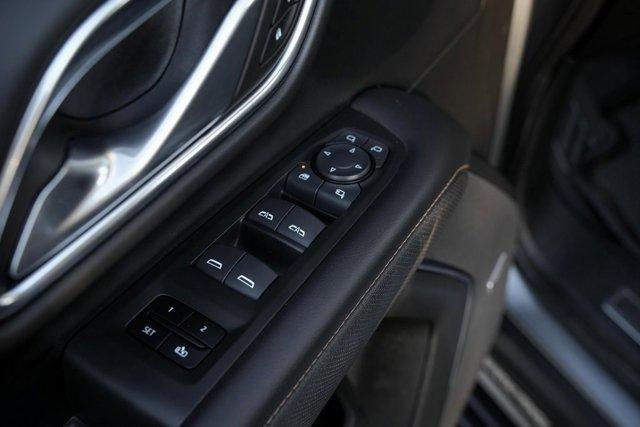 used 2022 GMC Yukon car, priced at $52,998