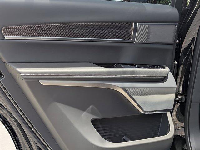 new 2026 Cadillac VISTIQ car