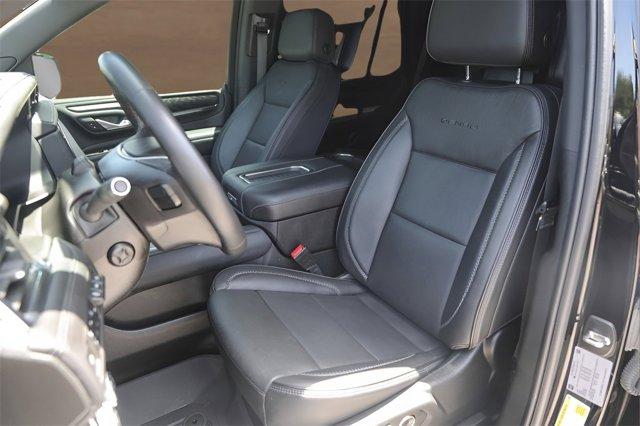 used 2024 GMC Yukon car, priced at $75,595