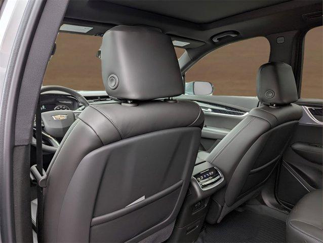 new 2025 Cadillac XT6 car, priced at $52,640