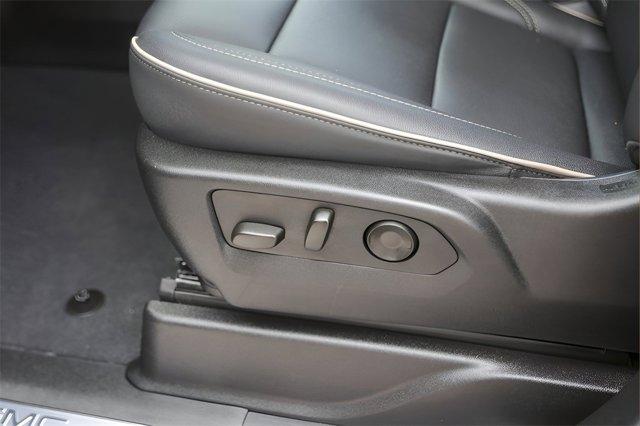 used 2025 GMC Yukon car, priced at $66,998