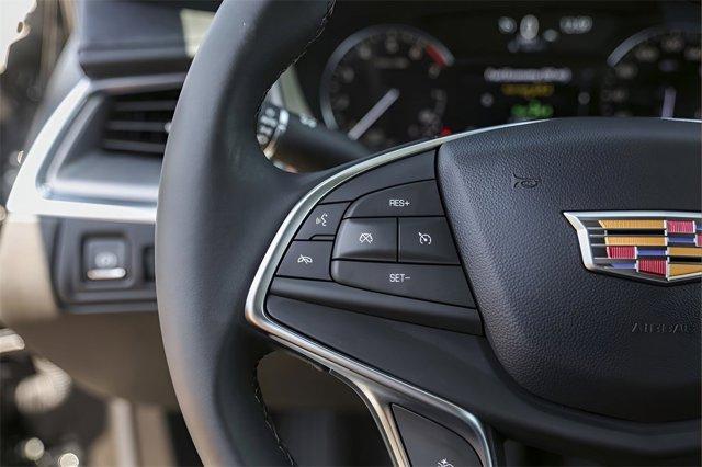 used 2025 Cadillac XT5 car, priced at $45,998