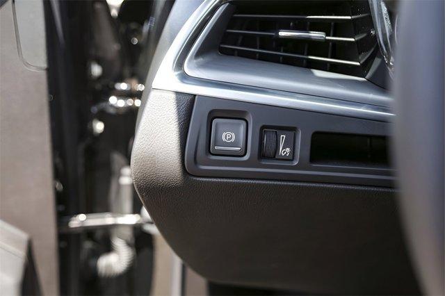 used 2025 Cadillac XT5 car, priced at $45,998