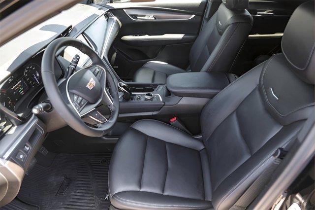 used 2025 Cadillac XT5 car, priced at $45,998