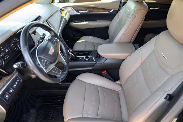 used 2023 Cadillac XT5 car, priced at $29,998