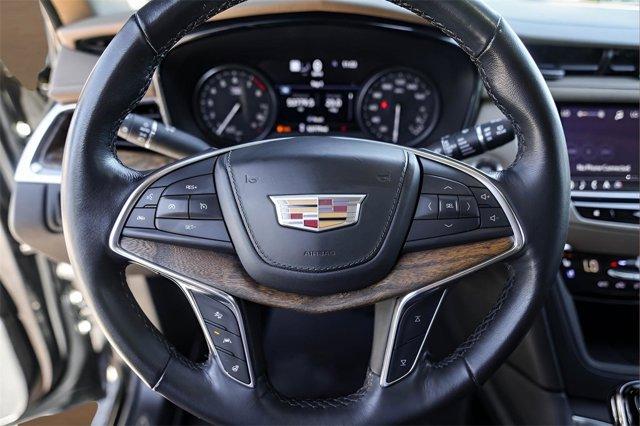 used 2023 Cadillac XT5 car, priced at $29,998