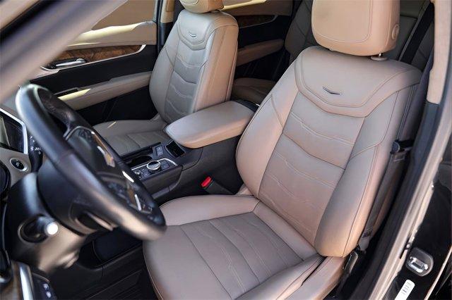 used 2023 Cadillac XT5 car, priced at $29,998