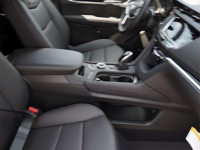 new 2025 Cadillac XT5 car, priced at $57,790