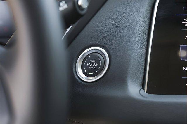 used 2023 Cadillac XT4 car, priced at $31,998