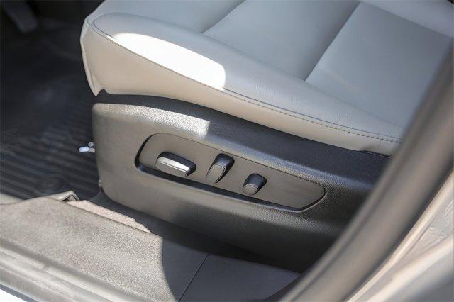 used 2023 Cadillac XT4 car, priced at $31,998