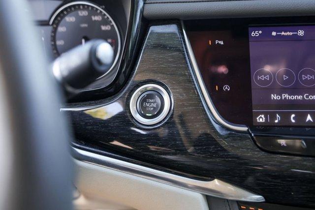 used 2022 Cadillac XT6 car, priced at $29,656