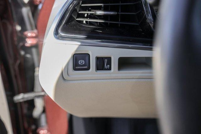 used 2022 Cadillac XT6 car, priced at $29,656