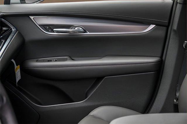 new 2025 Cadillac XT6 car, priced at $50,690