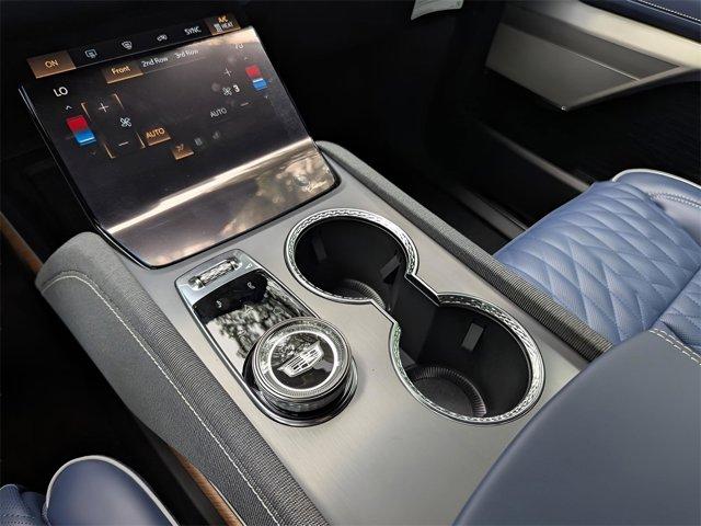 new 2026 Cadillac VISTIQ car