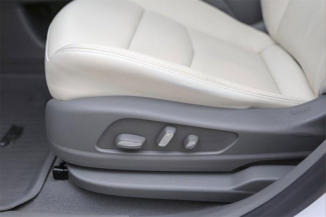 used 2022 Cadillac XT6 car, priced at $34,998
