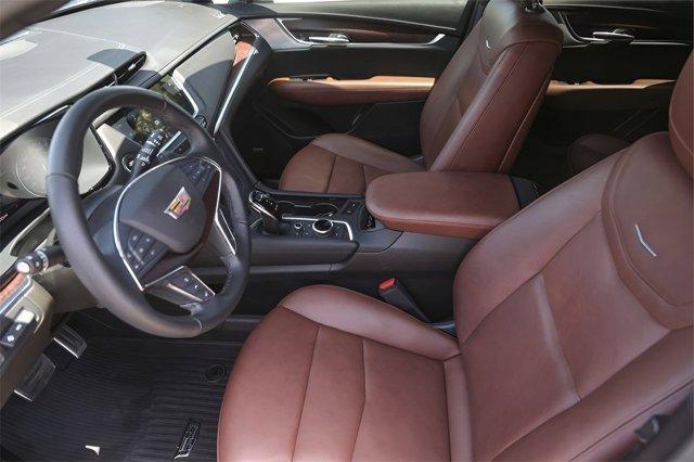 used 2022 Cadillac XT5 car, priced at $31,998