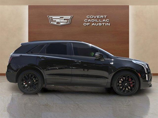 used 2022 Cadillac XT5 car, priced at $31,998