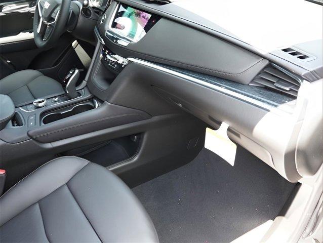 new 2025 Cadillac XT5 car, priced at $58,490