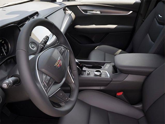 new 2025 Cadillac XT5 car, priced at $47,039