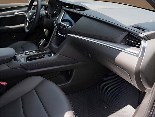 new 2025 Cadillac XT5 car, priced at $47,039