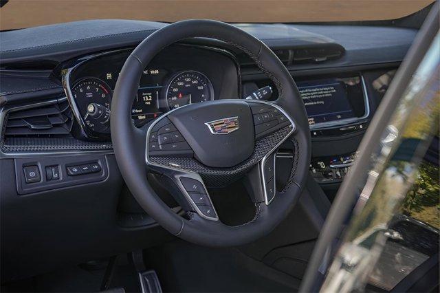 new 2025 Cadillac XT5 car, priced at $63,385