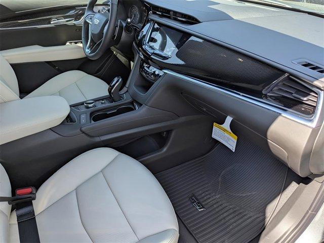 new 2025 Cadillac XT6 car, priced at $68,534