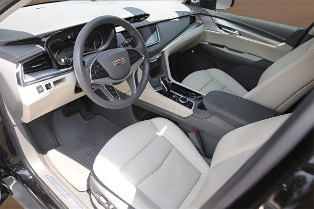 used 2020 Cadillac XT5 car, priced at $25,798